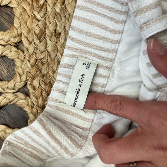 Sold - Picture 4 of 6